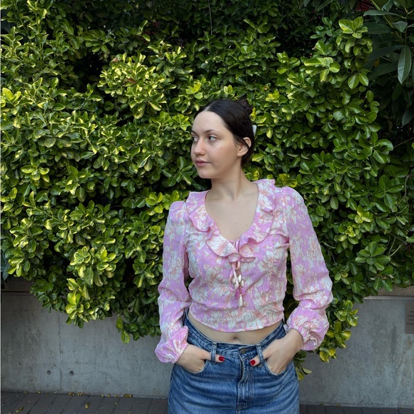 Forever21 Floral Flowy Long-Sleeve Blouse - Picture 4 of 9